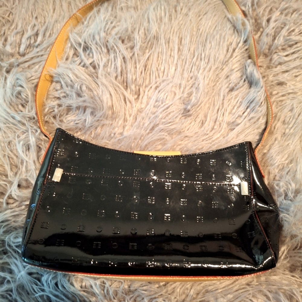 Arcadia black patent leather with beige strap purse